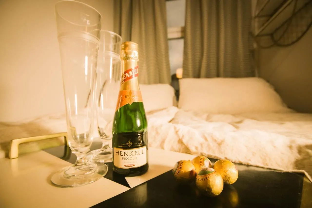 Charming Apartment: Only 10 Minutes To The Center Viena Austria