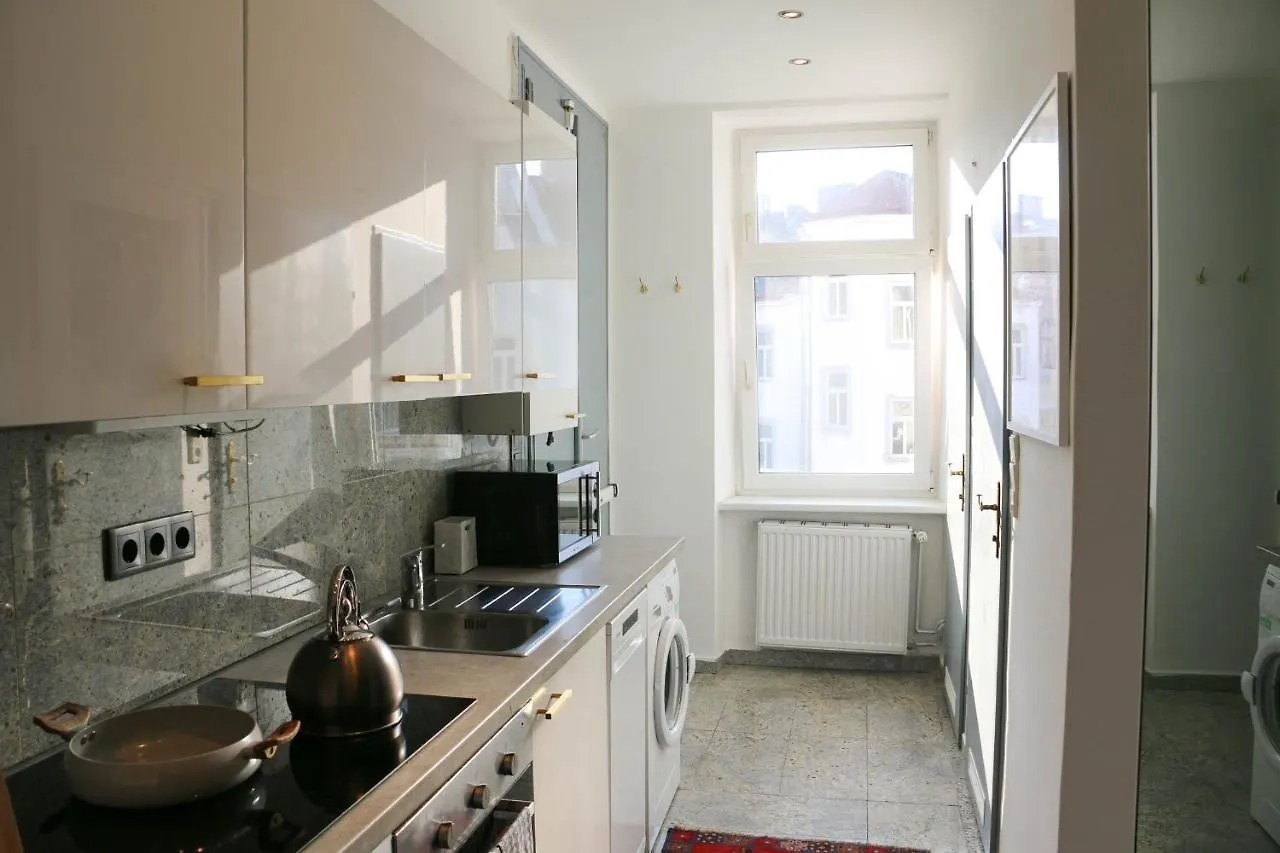 Apartamento Charming Apartment: Only 10 Minutes To The Center Viena