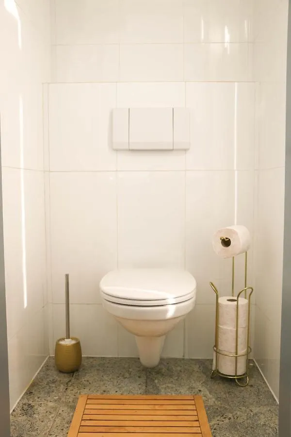 Apartamento Charming Apartment: Only 10 Minutes To The Center Viena Austria